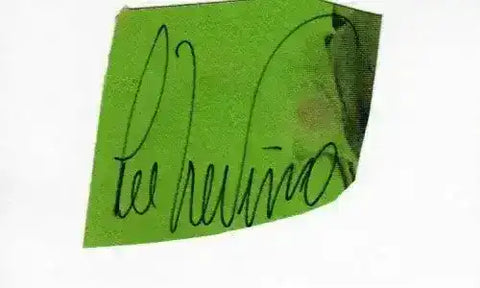 585e8c32d7b0de287708d1f4b90b071c - AutographsForSale.com