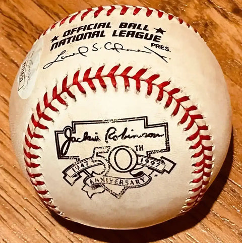 5a79dd1a3a7f31262803f019d01775d0 - AutographsForSale.com