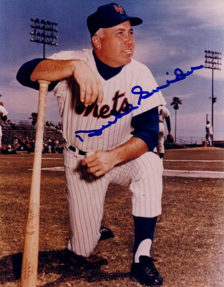 Duke Snider autographed New York Mets 8x10 photo - AutographsForSale.com