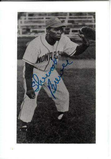5d66d9f08da71a511ee038575f38e413 - AutographsForSale.com