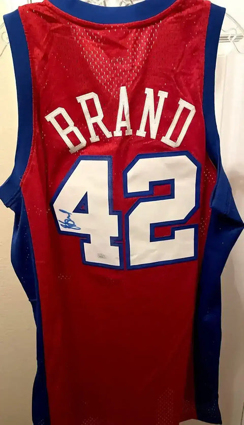 5e6b2d30a6ef2aa05663849a567940e9 - AutographsForSale.com