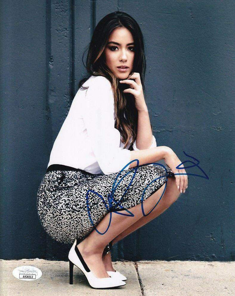 Chloe Bennet autographed 8x10 crouching photo JSA - AutographsForSale.com