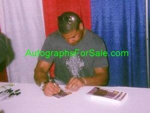 Shawne Merriman autographed San Diego Chargers 5x8 photo - AutographsForSale.com