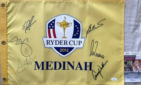 66926e802be2238ab42f2776aa6fd3b9 - AutographsForSale.com