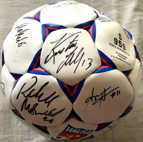 69e538db8816ce516aa78fb20d3e6a38 - AutographsForSale.com