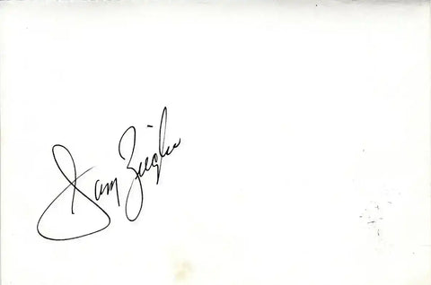 6c67aecb682c0f2487d16f08f87045d8 - AutographsForSale.com