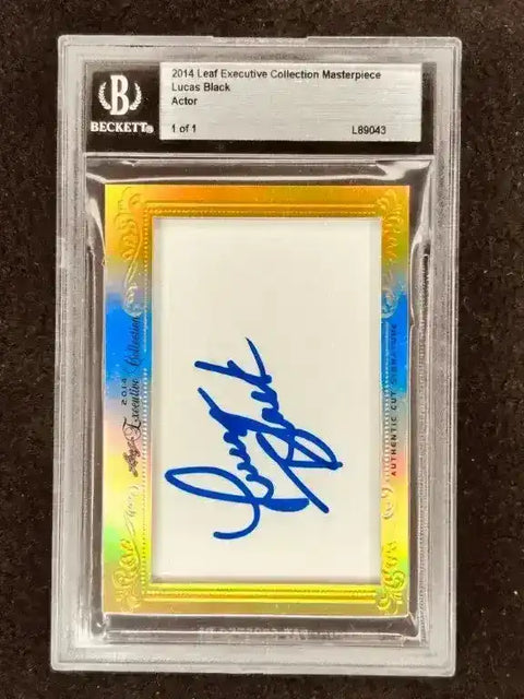 71e201f8a248d1c4bf7feddba7603c8d - AutographsForSale.com