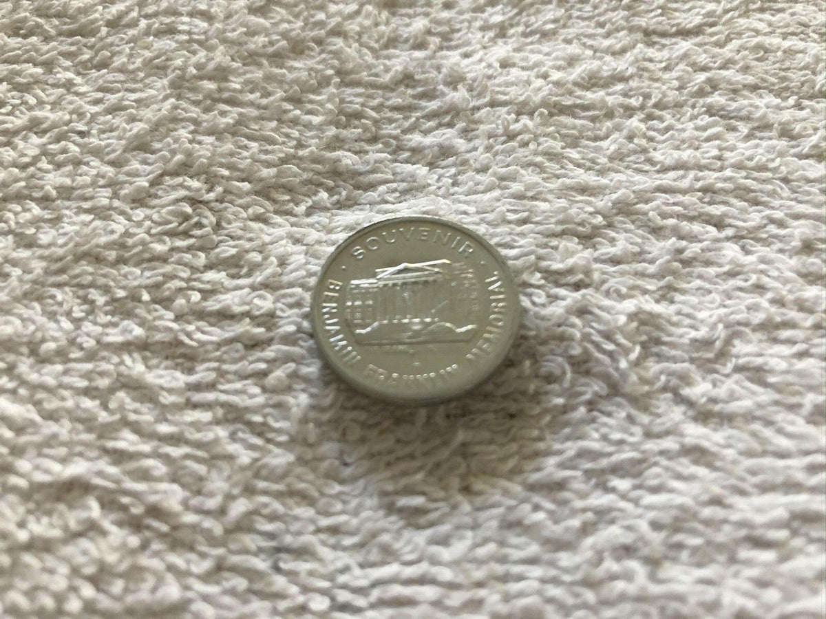 Benjamin Franklin Memorial Souvenir Coin or Token - AutographsForSale.com