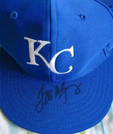 76c0ad683f241e07ad035ccf0bbe825a - AutographsForSale.com