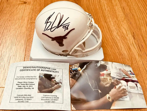 7752361b198d7737673f5c22f4c844c2 - AutographsForSale.com