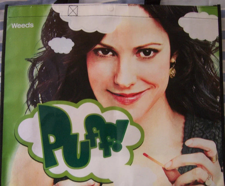 Mary-Louise Parker Weeds 2010 SDCC Showtime promo tote bag - AutographsForSale.com