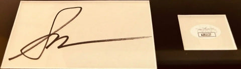808c6f5775be9db849d1e0cd0072648e - AutographsForSale.com