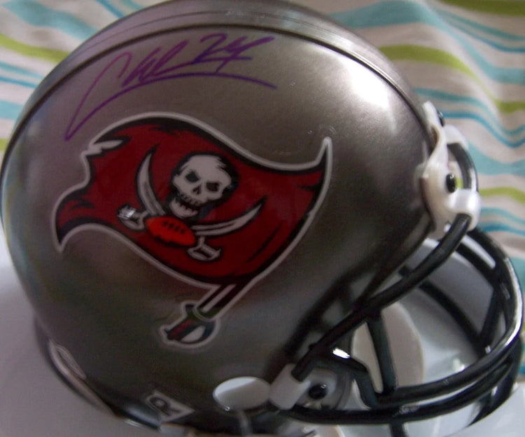 Carnell Cadillac Williams signed Buccaneers mini helmet - AutographsForSale.com