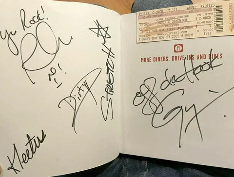 847de024400ad6b8434e61c9397d2633 - AutographsForSale.com