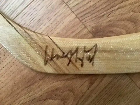 85a781ca2f0868dcef7bcea47a4f45da - AutographsForSale.com