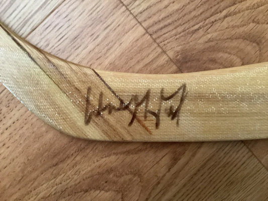 Wayne Gretzky signed LA Kings Easton Game Issued hockey Stick JSA - AutographsForSale.com