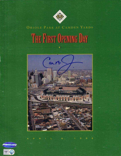 86a6a4a1438dfa8d583de8f093d26f9d - AutographsForSale.com