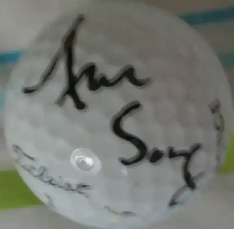 872f0e3528d40718f974e6da5c6a2c8a - AutographsForSale.com