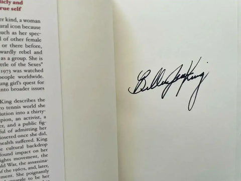 87334ee8cd9b5f6a03c4ee156ebaddc4 - AutographsForSale.com