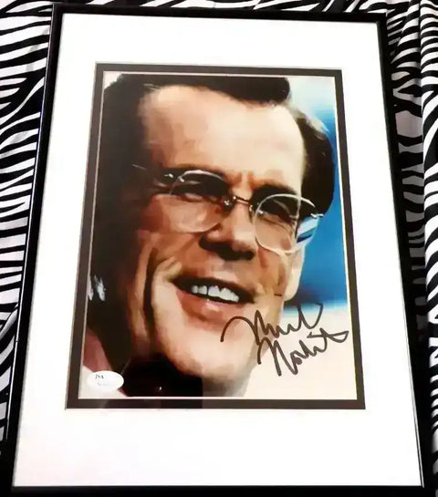 8b684fe983181a6cbbeaca34e0a141cd - AutographsForSale.com