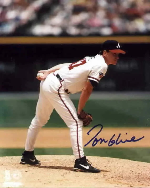 Tom Glavine autographed Atlanta Braves 8x10 photo - AutographsForSale.com