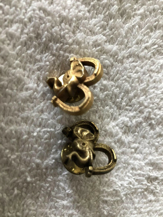 Pair of Elephant head Republican Party mascot 60s Gulf Oil gold lapel pins - AutographsForSale.com