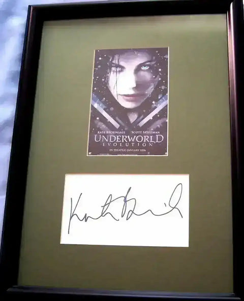 916312471dac4e74a83f6d7790cac335 - AutographsForSale.com