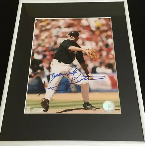 9581a4bdcb8b591a58701b4b846fd3de - AutographsForSale.com