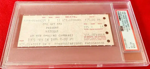 99b33a17e4972465edbff34a35afa961 - AutographsForSale.com