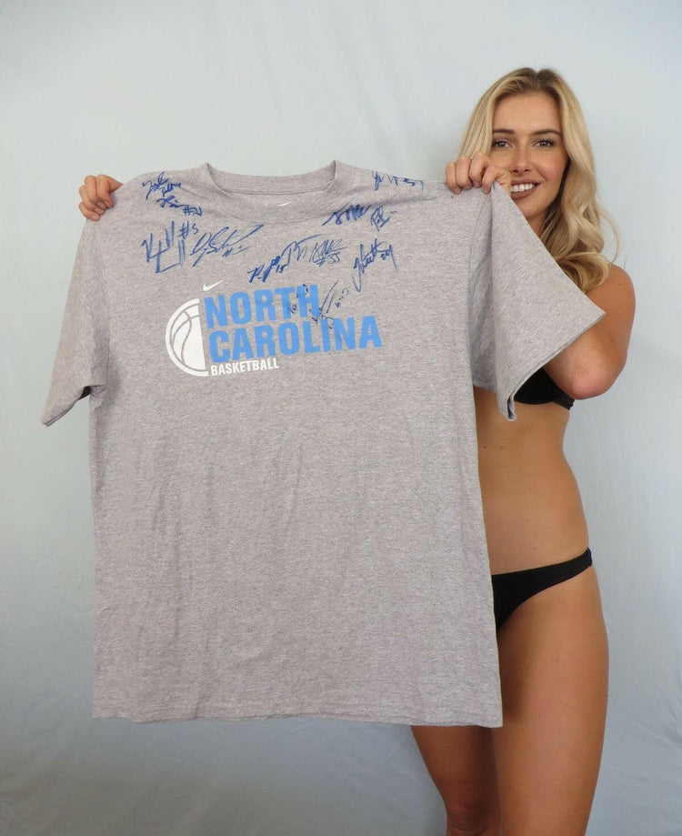 2011-12 UNC Tar Heels basketball team signed Nike T Shirt Harrison Barnes Reggie Bullock John Henson Tyler Zeller - AutographsForSale.com