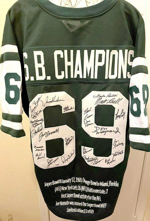 9d7789f55d047ba53b11ca5b2b3aac14 - AutographsForSale.com