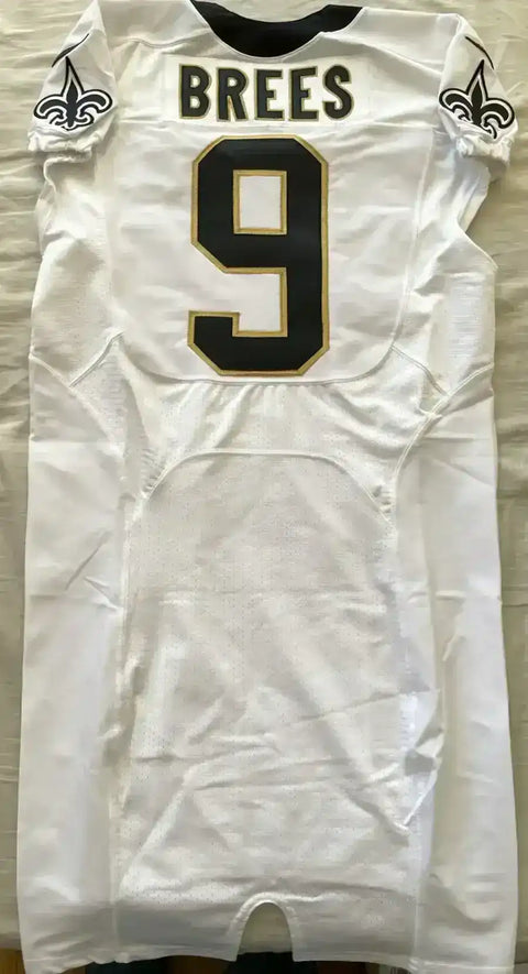 9d9b9e5bce2814b2ba419bdf7be85746 - AutographsForSale.com