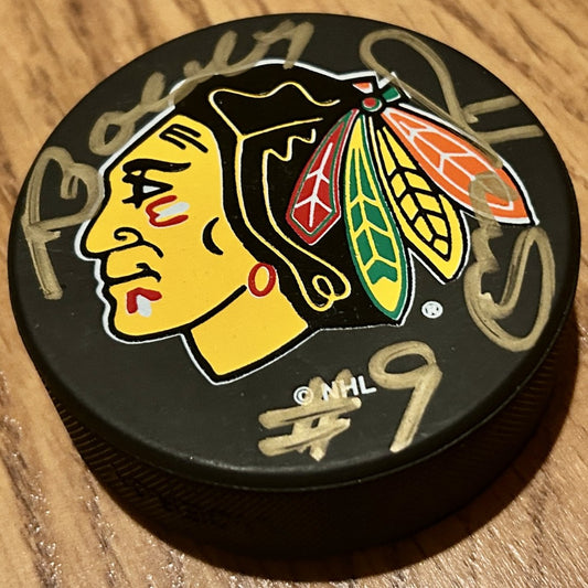 Bobby Hull autographed Chicago Blackhawks puck JSA - AutographsForSale.com