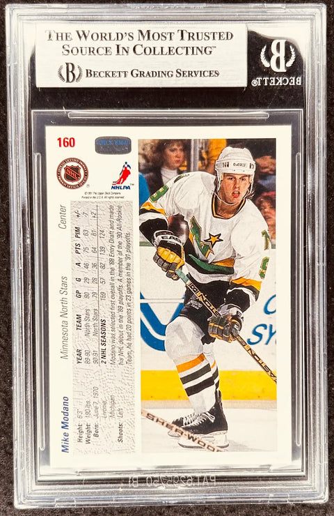 Mike Modano Minnesota North Stars hockey card, graded by Beckett, NHL memorabilia collectible