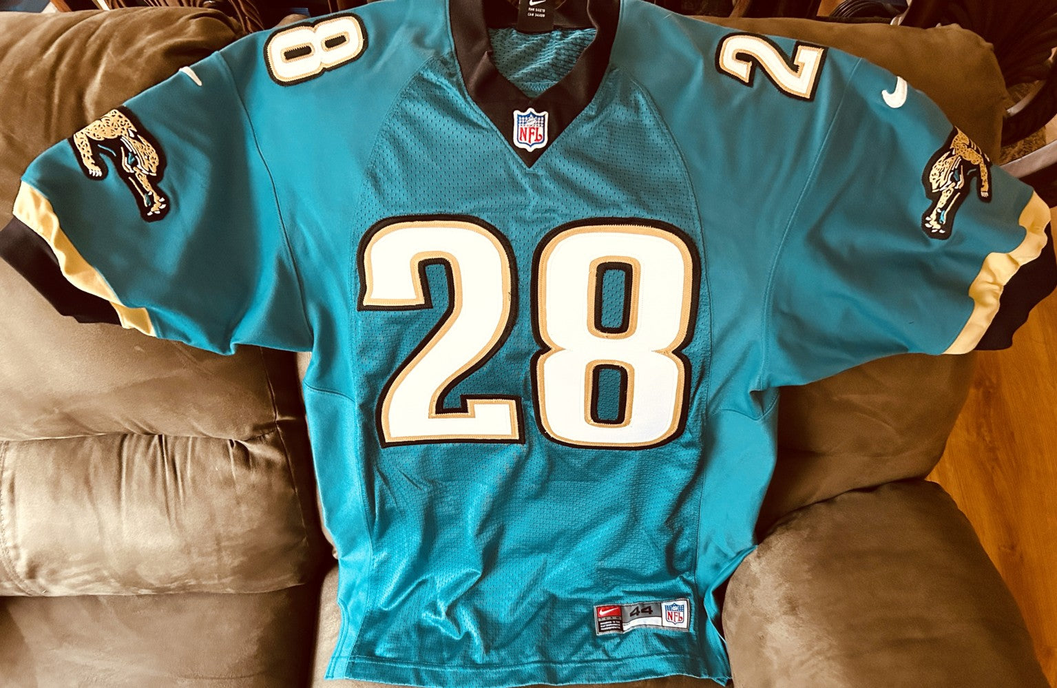 Fred Taylor Jacksonville Jaguars 1998 ROOKIE Nike game model size 44 j