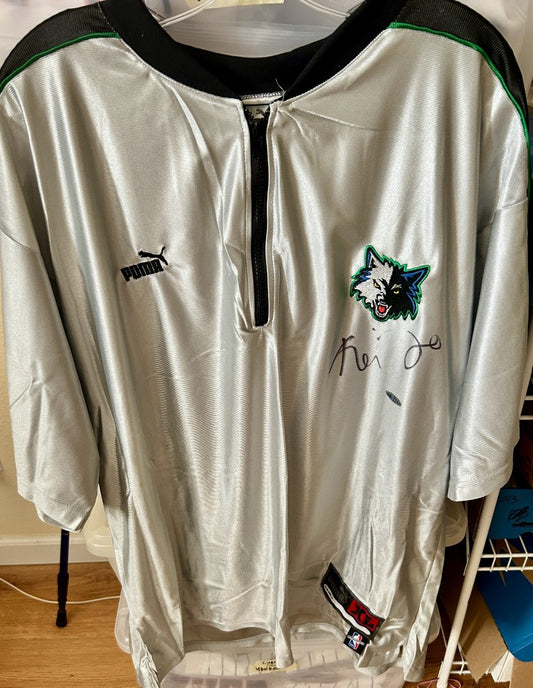 Kevin Garnett signed UDA Timberwolves Puma game model warmup jersey shooting shirt - AutographsForSale.com