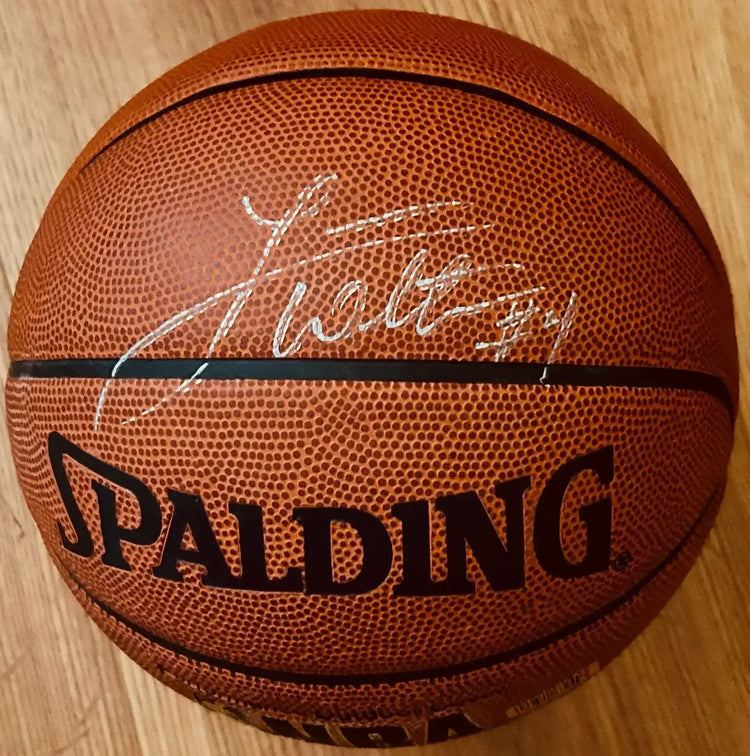 Luke Walton autographed Spalding NBA basketball Lakers - AutographsForSale.com