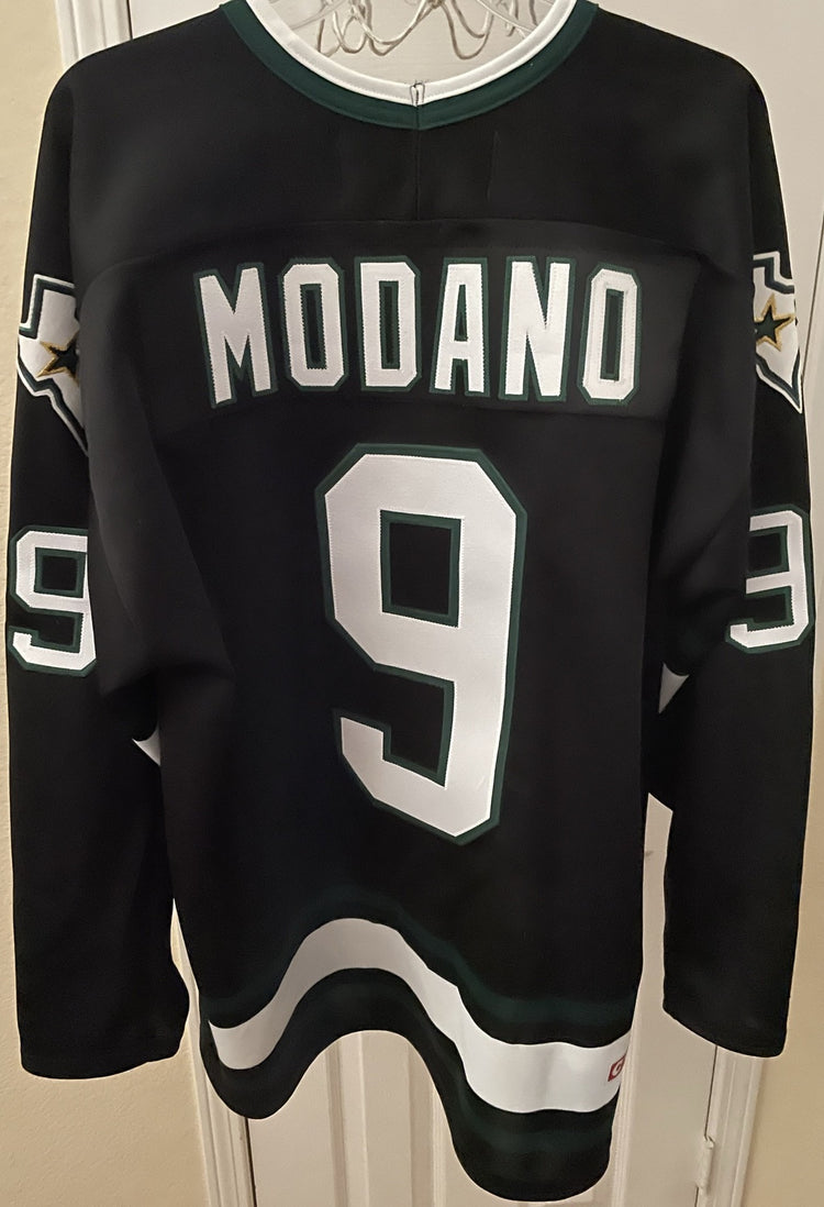 ModanoBlackCCMJerseyXL - AutographsForSale.com