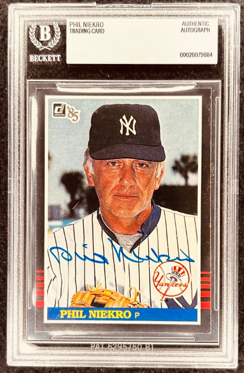 Phil Niekro autographed New York Yankees baseball card, authenticated by Beckett