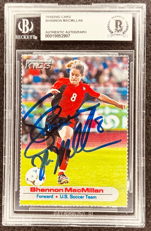 Shannon MacMillan autographed soccer trading card, Beckett authenticated, U.S. Soccer Team forward