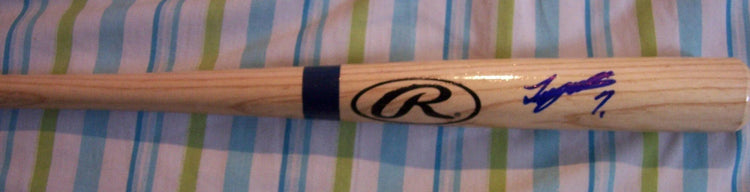 Tsuyoshi Nishioka 2006 WBC team Japan signed Rawlings Big Stick mini Baseball Bat - AutographsForSale.com