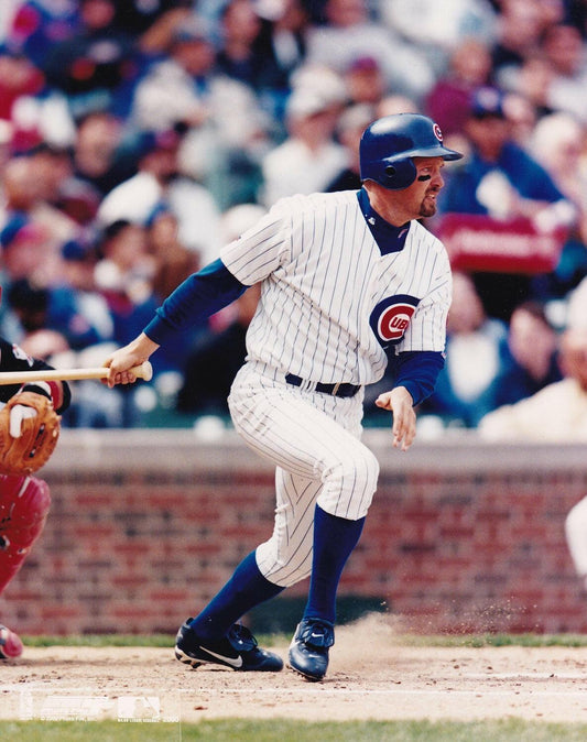 Mark Grace Chicago Cubs 8x10 action photo - AutographsForSale.com