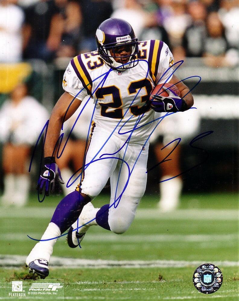 Michael Bennett autographed Minnesota Vikings 8x10 photo - AutographsForSale.com