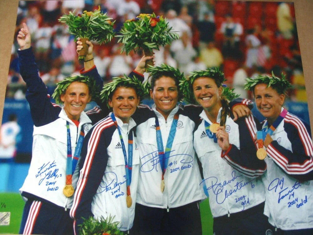Mia Hamm Brandi Chastain Joy Fawcett Julie Foudy Kristine Lilly signed 2004 US Olympic 16x20 photo with 2004 Gold - AutographsForSale.com