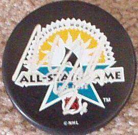a697038bbe61f72f0c07b51051e02d02 - AutographsForSale.com
