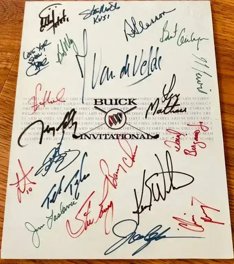 a69a1f38966442e5ed16be2a550ef59a - AutographsForSale.com
