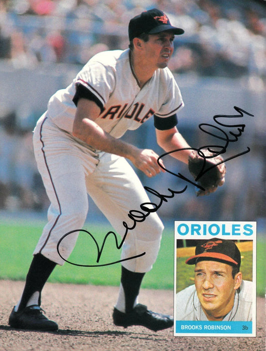 Brooks Robinson signed Orioles Beckett Baseball magazine cover photo - AutographsForSale.com