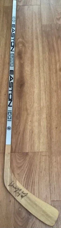 Wayne Gretzky signed LA Kings Easton Game Issued hockey Stick JSA - AutographsForSale.com