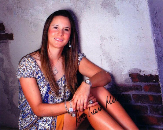 Azahara Munoz autographed sexy 8x10 photo - AutographsForSale.com