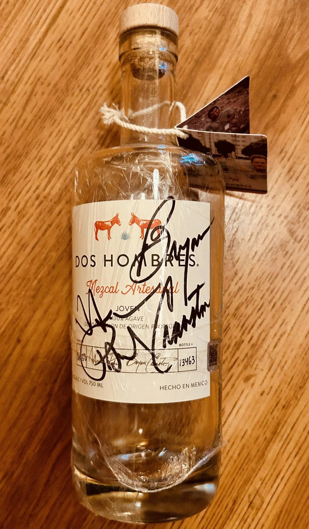Bryan Cranston Aaron Paul Breaking Bad autographed Dos Hombres Mezcal Bottle JSA - AutographsForSale.com